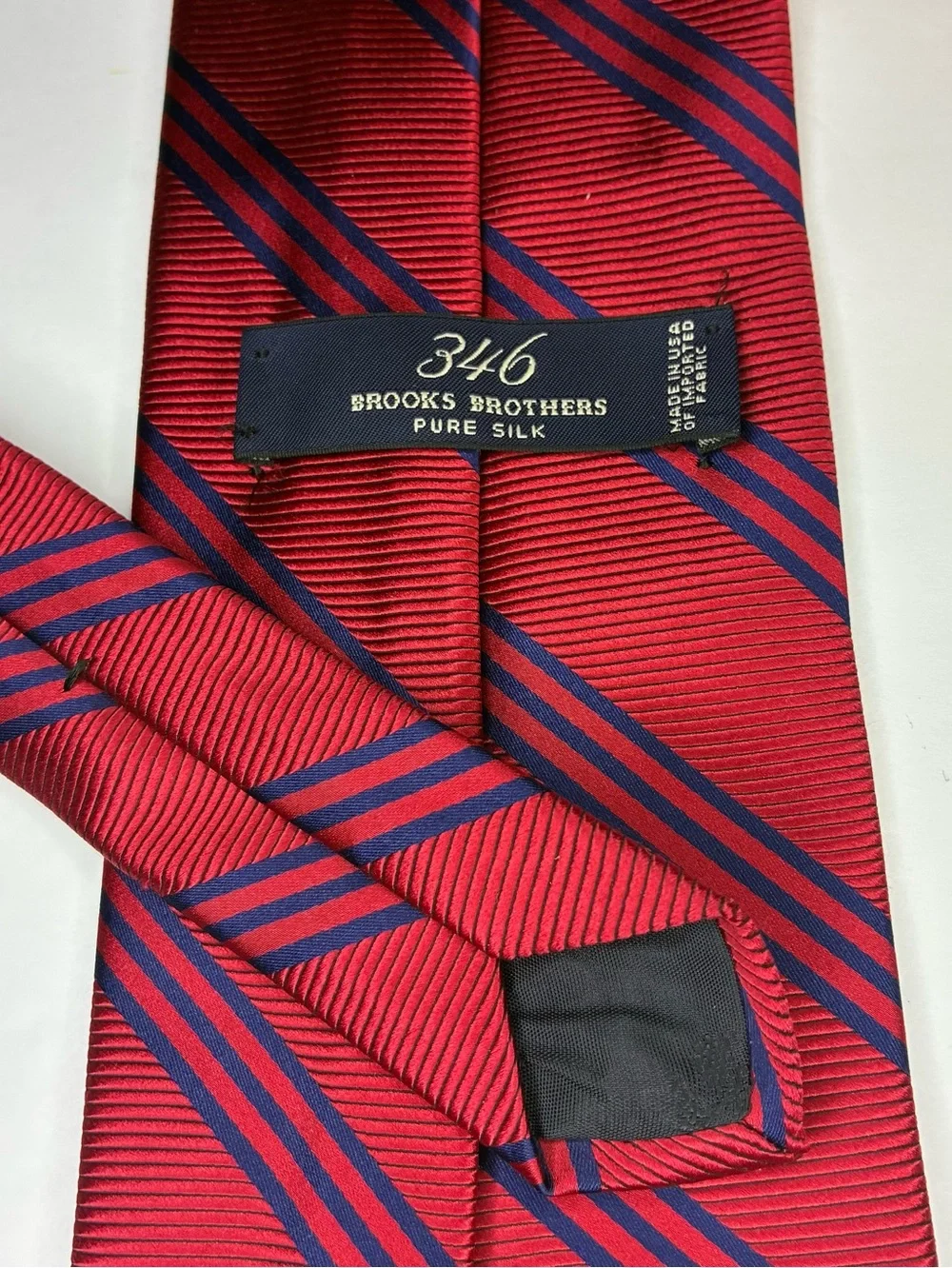 Brooks Brothers 346 Mens Silk Tie Red Navy Blue Repp Stripe Prep Career